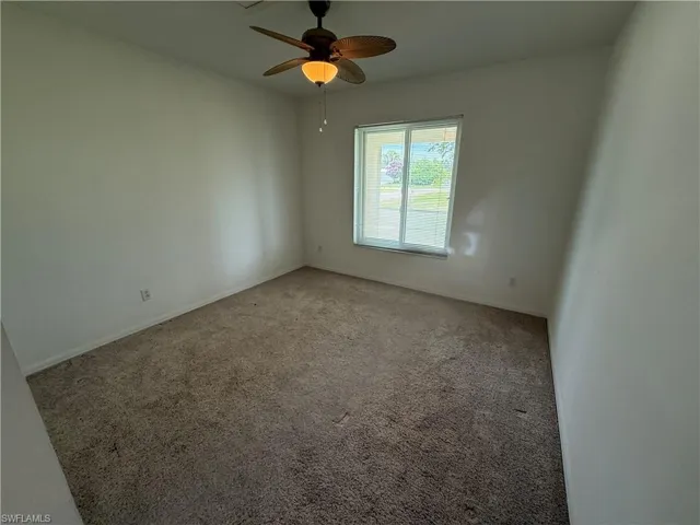1701 Ne 26th Ter, Cape Coral, Florida 33909