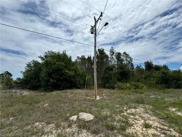 85  Milwaukee  BLVD, Lehigh Acres, FL 33974