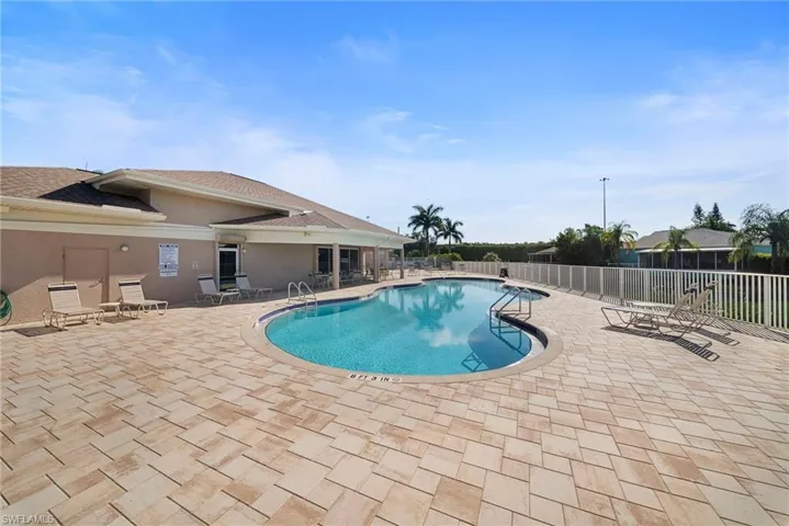 10720 San Tropez Cir, Estero, Florida 33928