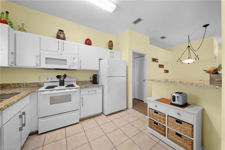 10720 San Tropez Cir, Estero, Florida 33928