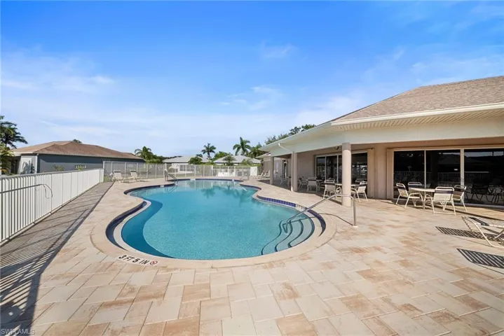 10720 San Tropez Cir, Estero, Florida 33928
