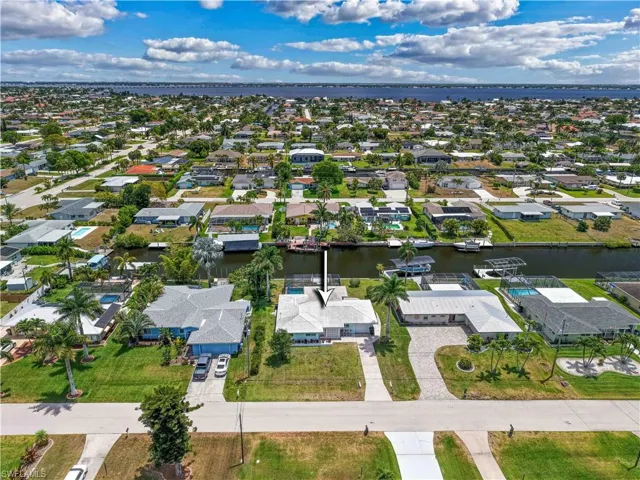 3013 SE 17th  PL, Cape Coral, FL 33904
