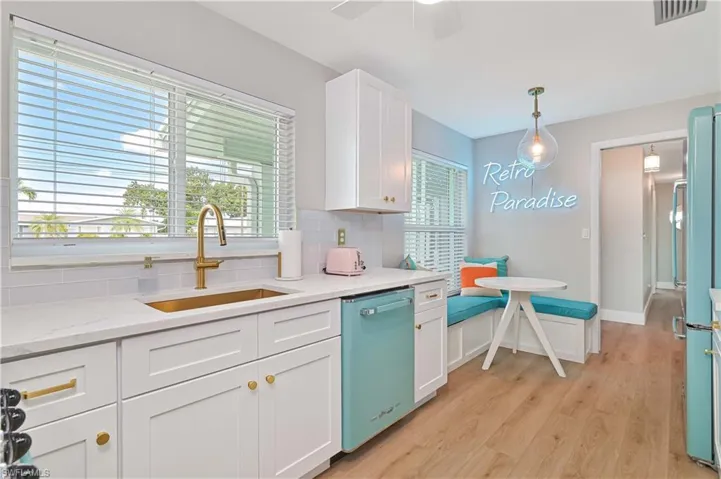 3013 SE 17th  PL, Cape Coral, FL 33904