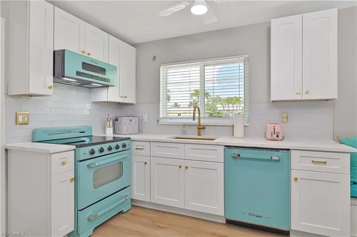 3013 SE 17th  PL, Cape Coral, FL 33904