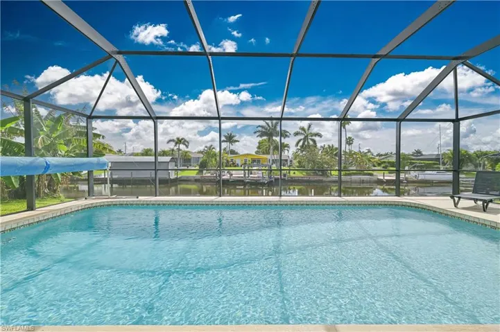 3013 SE 17th  PL, Cape Coral, FL 33904