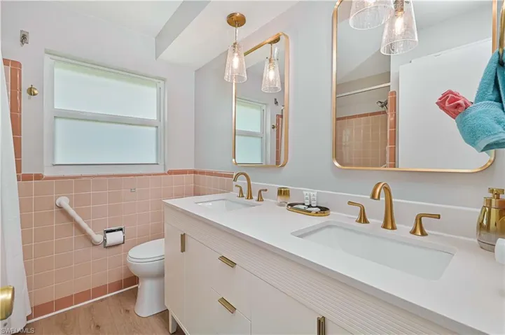 3013 SE 17th  PL, Cape Coral, FL 33904