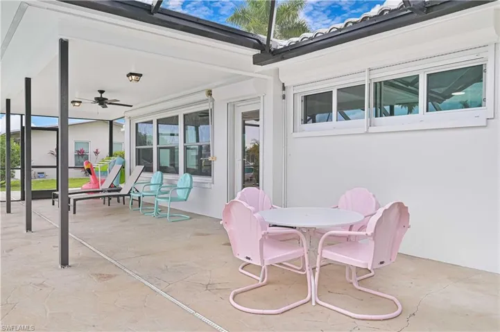 3013 SE 17th  PL, Cape Coral, FL 33904