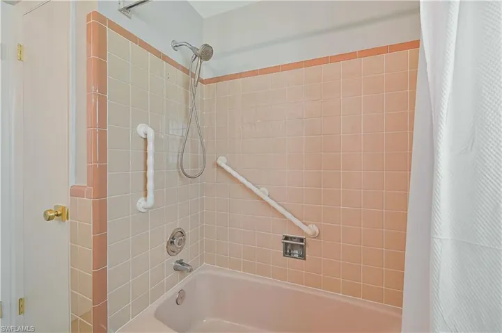 3013 SE 17th  PL, Cape Coral, FL 33904