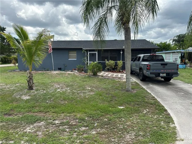 13473  2nd  ST, Fort Myers, FL 33905