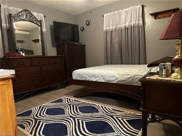 13473  2nd  ST, Fort Myers, FL 33905