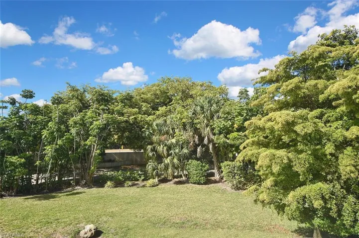 4295 Island Cir 2, Fort Myers, Florida 33919