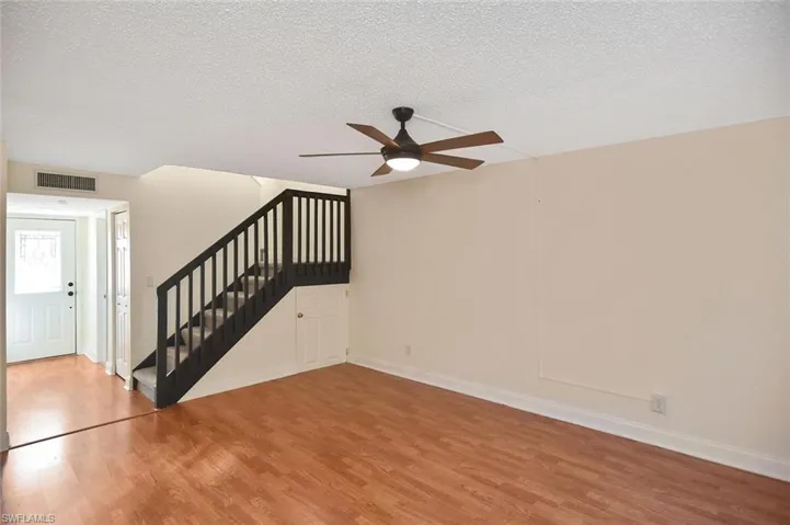 4295 Island Cir 2, Fort Myers, Florida 33919