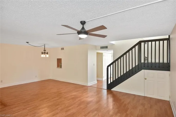 4295 Island Cir 2, Fort Myers, Florida 33919