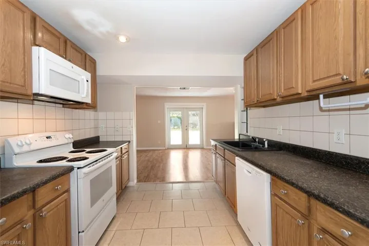631 Se 34th Ter, Cape Coral Fl 33904