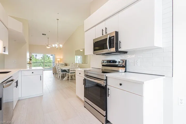 4985 Sandra Bay Dr 201, Naples, Florida 34109