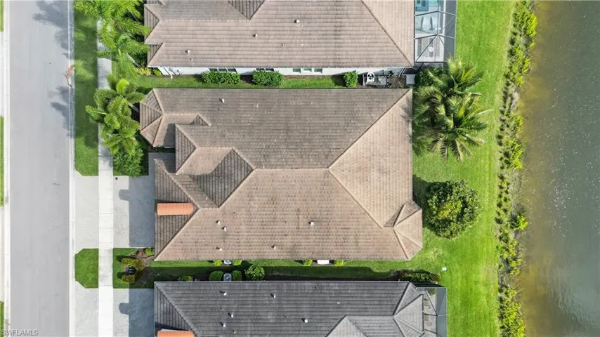 28523  Wharton  DR, Bonita Springs, FL 34135