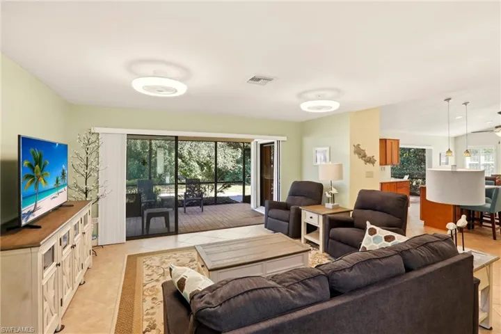 142  Old Tamiami  TRL, Naples, FL 34110