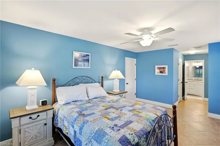 142  Old Tamiami  TRL, Naples, FL 34110