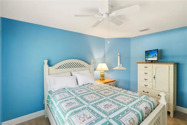 142  Old Tamiami  TRL, Naples, FL 34110