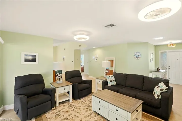 142  Old Tamiami  TRL, Naples, FL 34110
