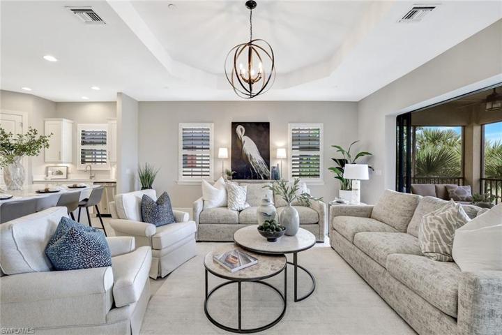 9649  Montelanico  LOOP, Naples, FL 34119
