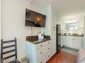 2555 9th St N # 109, Naples, Florida 34103