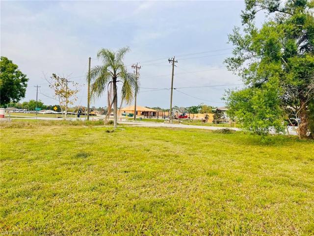 Picture taken 2024 Facing the street angled toward left