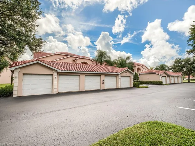 26681 Bonita Fairways Blvd 201, Bonita Springs, Florida 34135