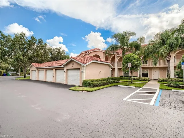 26681 Bonita Fairways Blvd 201, Bonita Springs, Florida 34135