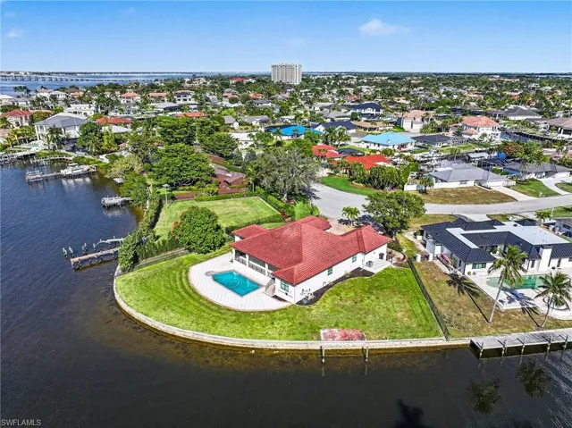 866 Cal Cove Dr, Fort Myers, Florida 33919