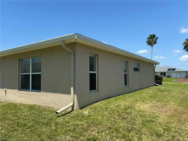 402 SW 29th  PL, Cape Coral, FL 33991