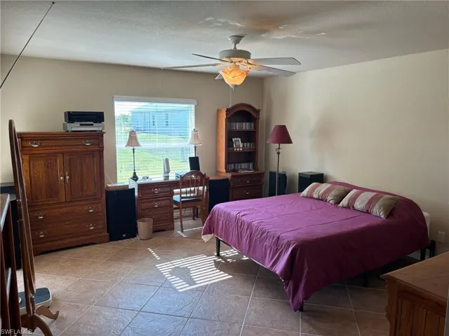 402 SW 29th  PL, Cape Coral, FL 33991