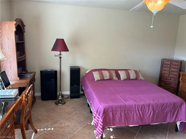 402 SW 29th  PL, Cape Coral, FL 33991