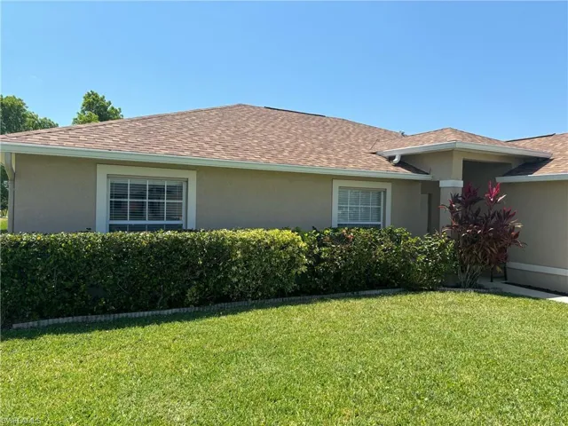 402 SW 29th  PL, Cape Coral, FL 33991