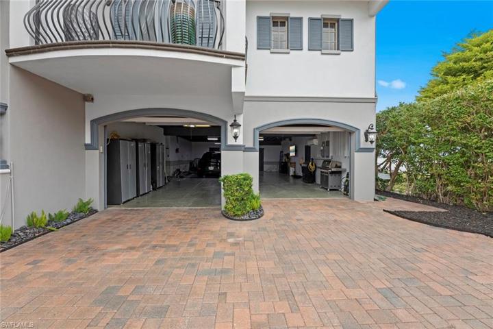 Main house garage, holds 4 cars