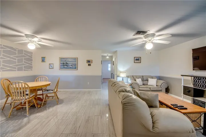 909 Se 46th Ln # 202, Cape Coral, Florida 33904