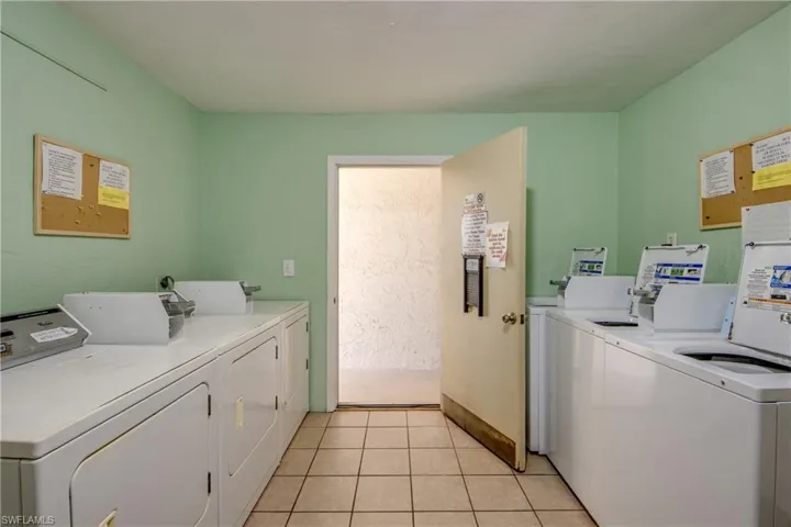 909 Se 46th Ln # 202, Cape Coral, Florida 33904