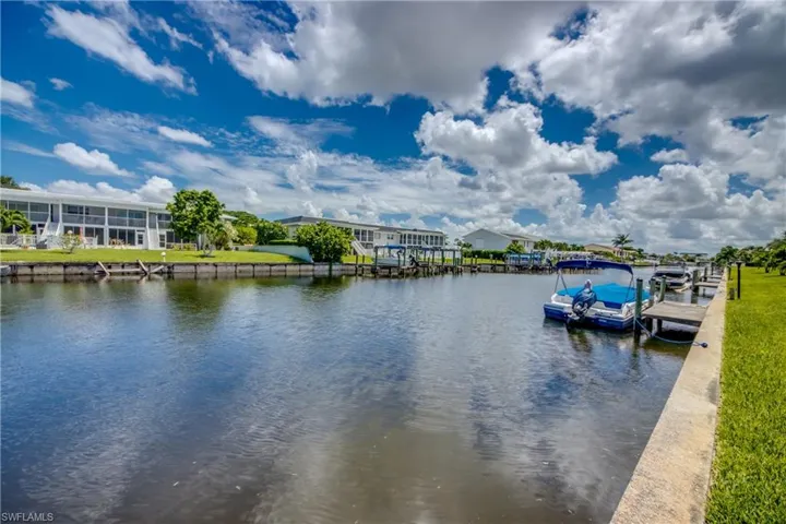 909 Se 46th Ln # 202, Cape Coral, Florida 33904