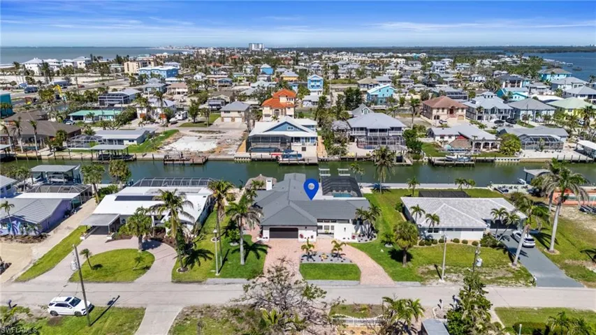 Massive home with 2400 square feet on a very wide canal  (Photo digitally enhanced)