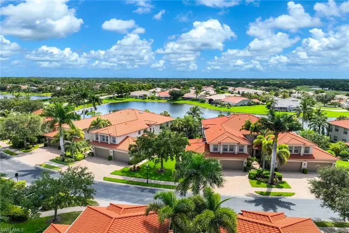 6446 Legacy Cir 104, Naples, Florida 34113