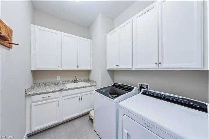 1538 Mockingbird Dr, Naples Fl 34120
