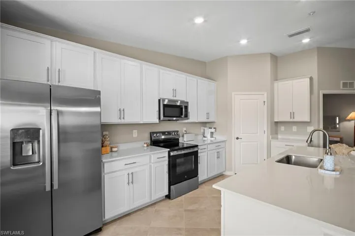 15195 Bluffton Ln 925, Babcock Ranch, Florida 33982