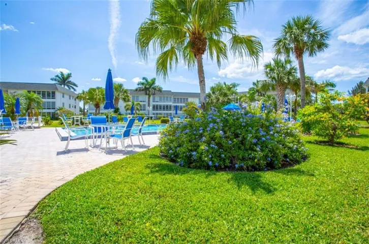 315 Saint Andrews Blvd A25, Naples, Florida 34113