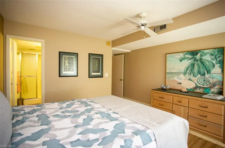 315 Saint Andrews Blvd A25, Naples, Florida 34113