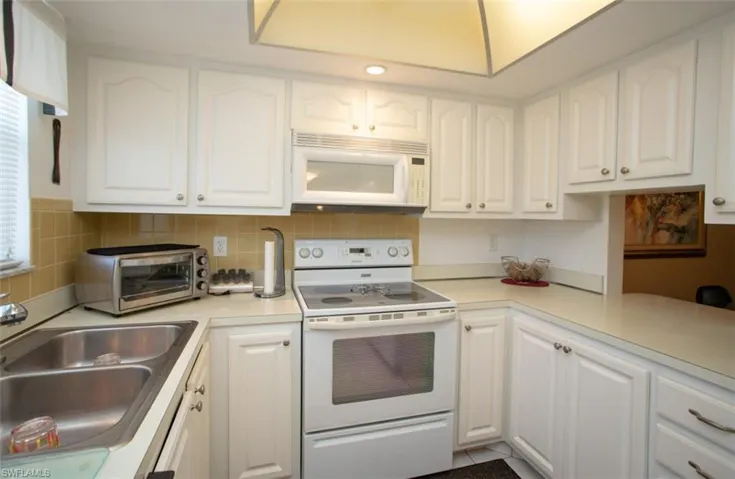 315 Saint Andrews Blvd A25, Naples, Florida 34113