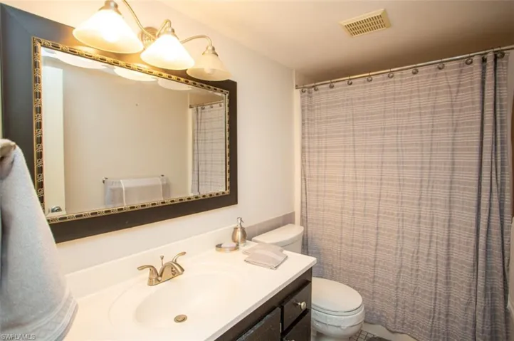 315 Saint Andrews Blvd A25, Naples, Florida 34113