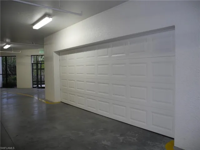 1702 PRIVATE GARAGE