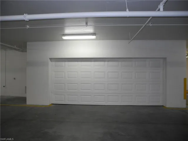 PRIVATE 2-car garage for 1702