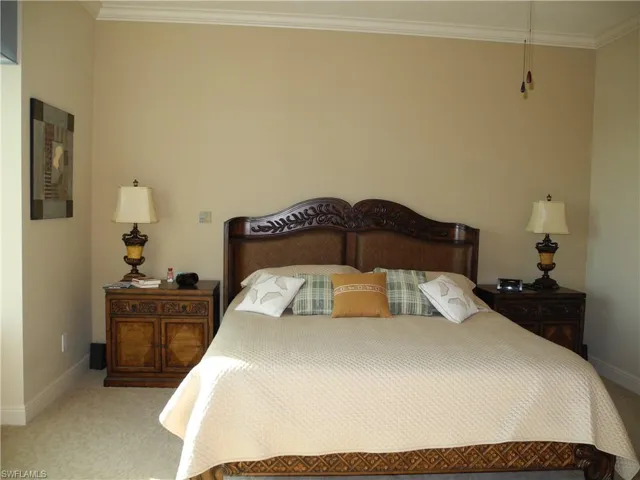445  Cove Tower  DR, Naples, FL 34110