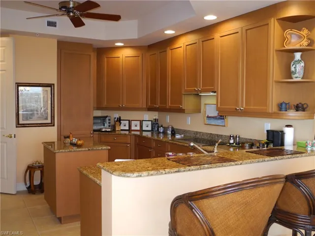 445  Cove Tower  DR, Naples, FL 34110